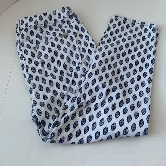 Chico's Pants - Women’s CHICOS SLIMMING CROP PANTS 1.5